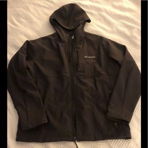 Columbia rain coat